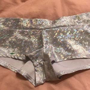 Rave booty shorts